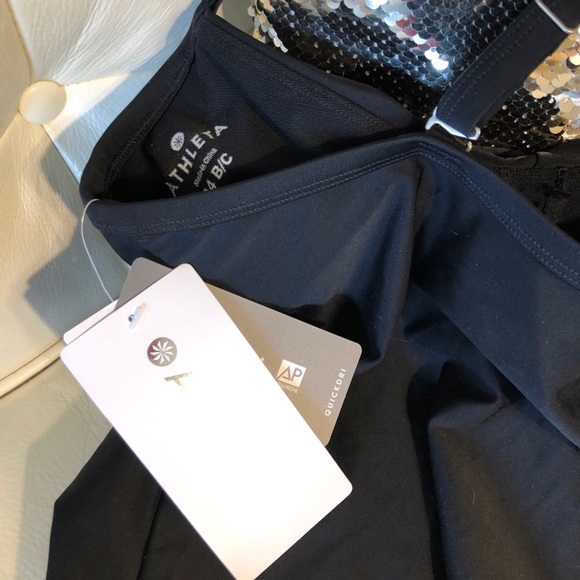 New w/tags! Athleta Tankini Swim Top 34 B/C - Picture 4 of 5